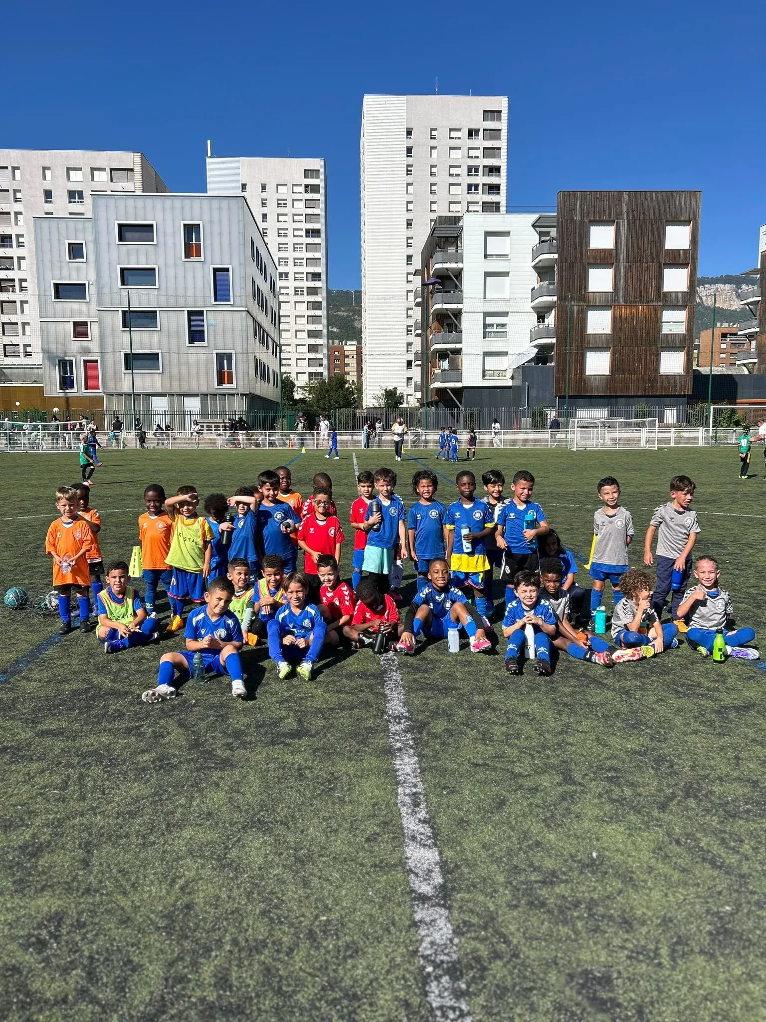 Les jeunes du Mistral FC sur le terrain à la rentrée